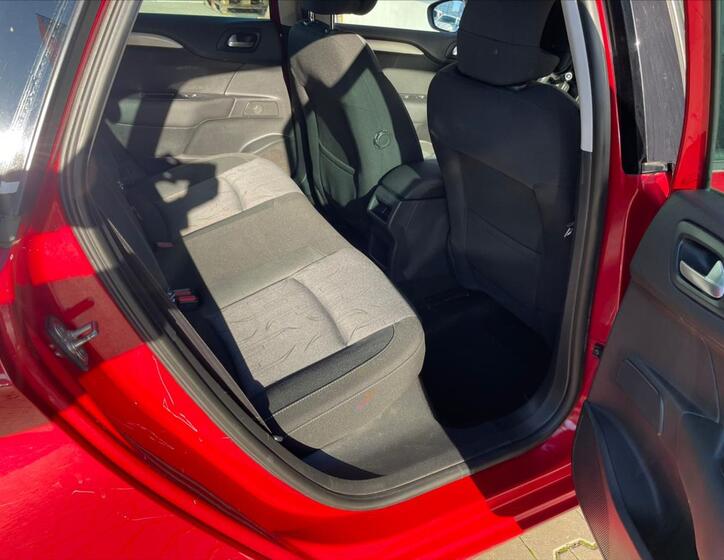Citroën C4 8