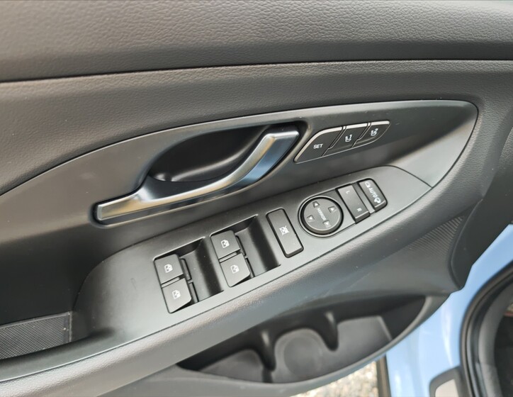 Hyundai i30 10