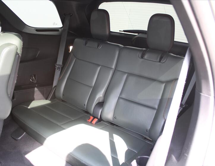Ford Explorer 13