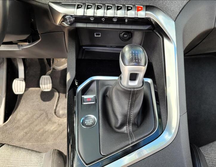Peugeot 5008 36