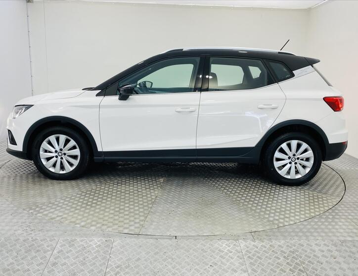 Seat Arona 3