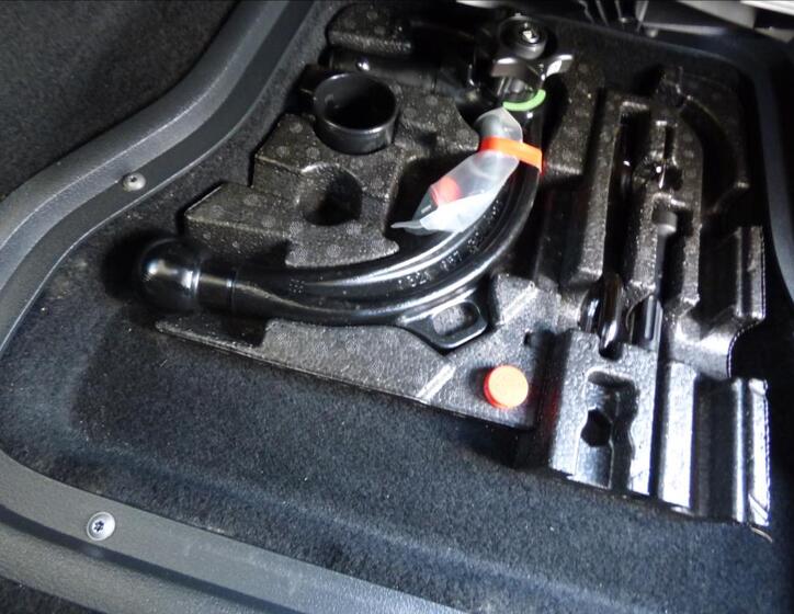 Volkswagen Caddy 64