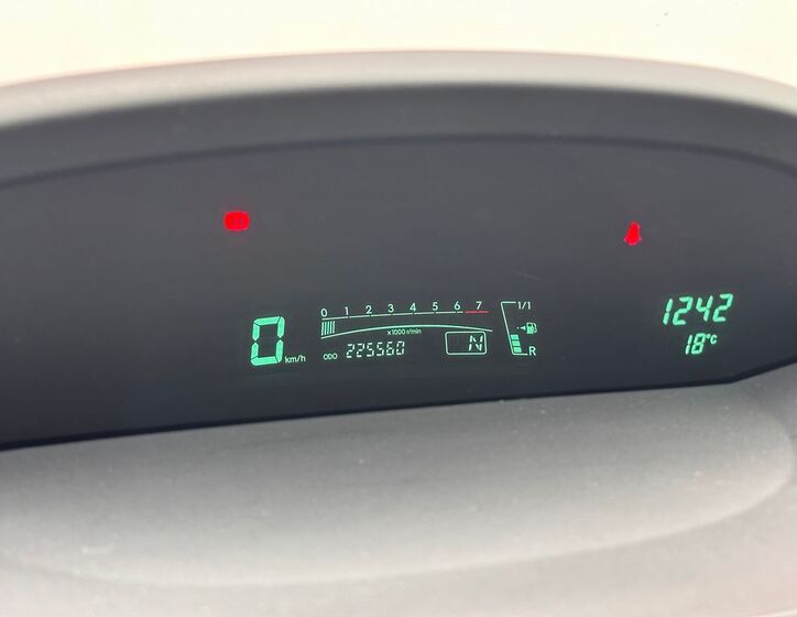Toyota Yaris 16
