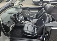 Volkswagen New Beetle 14