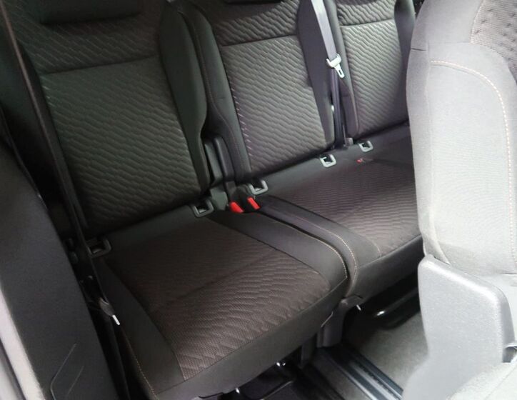 Toyota ProAce 13