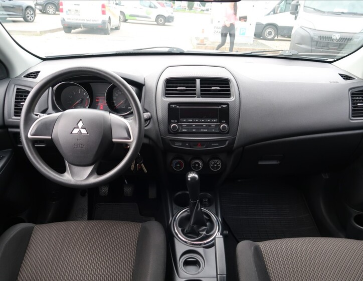 Mitsubishi ASX 13
