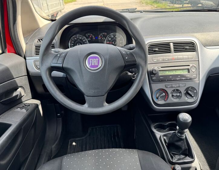 Fiat Grande Punto 9