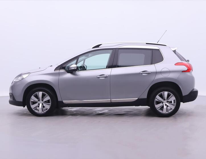 Peugeot 2008 4