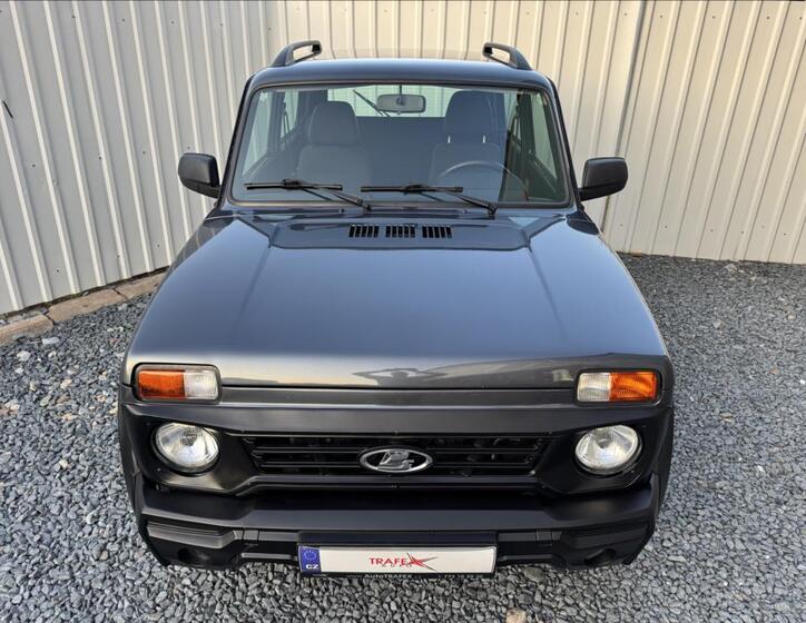Lada Niva 6