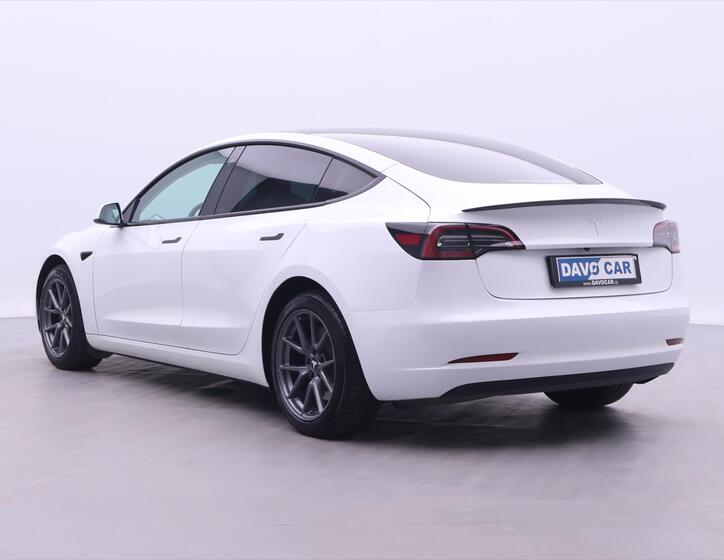 Tesla Model 3 5