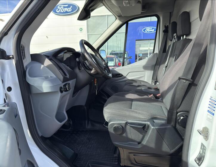 Ford Transit 14