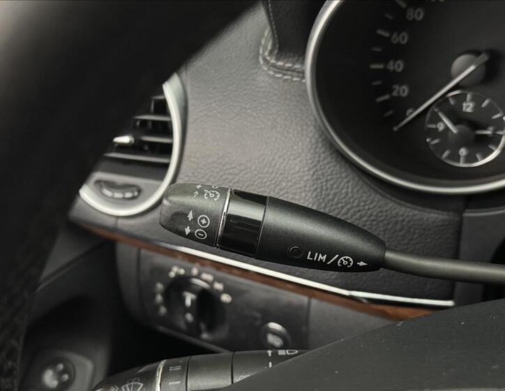 Mercedes-Benz GL 11