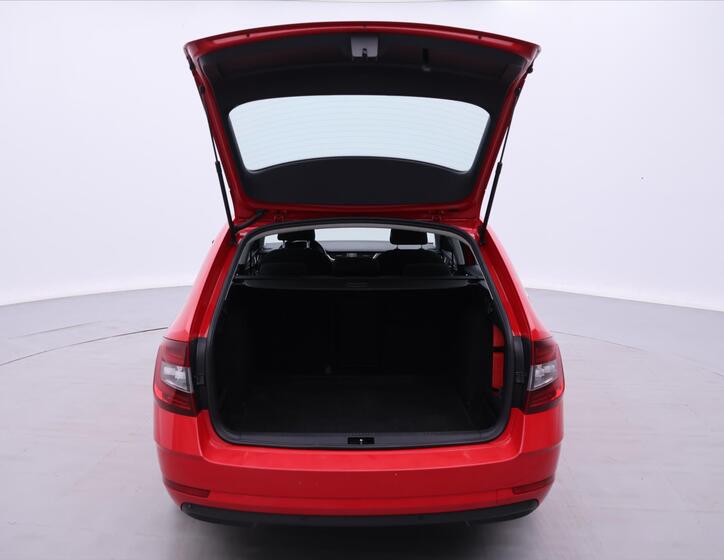 Škoda Octavia 9