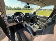 Lancia Voyager 10