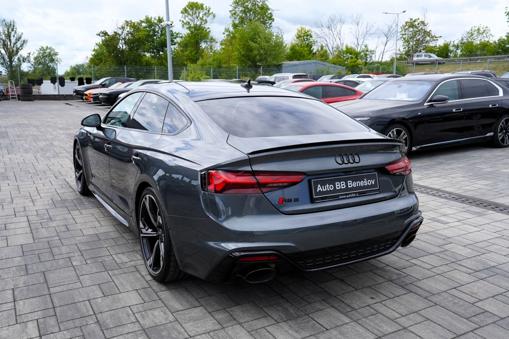 Audi RS5