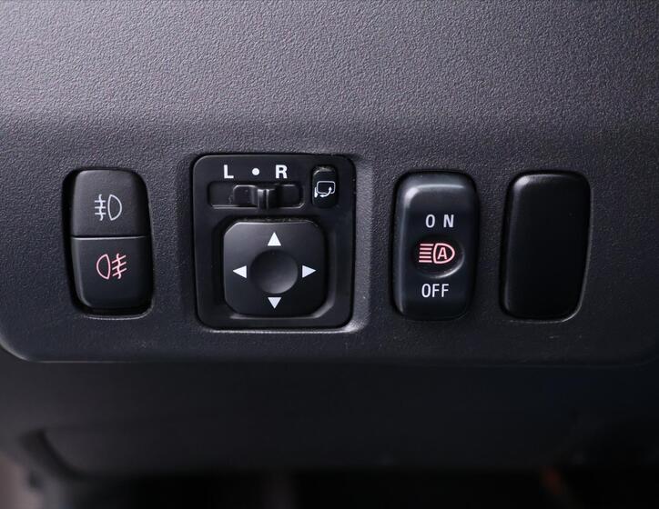 Mitsubishi Pajero 17