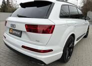 Audi SQ7 19