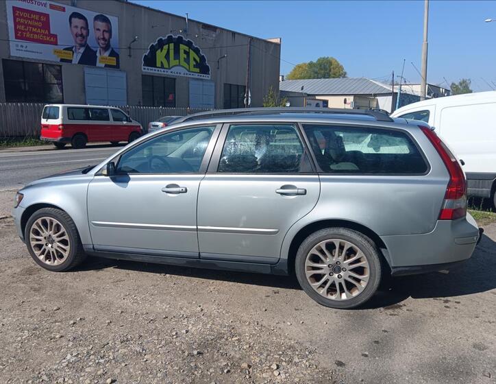 Volvo V50 8