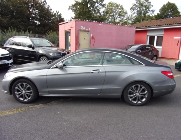 Mercedes-Benz Třídy E 6