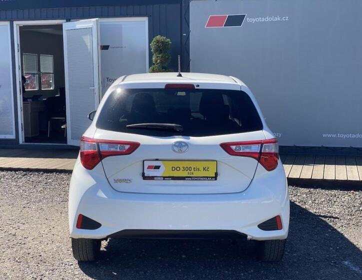 Toyota Yaris 6