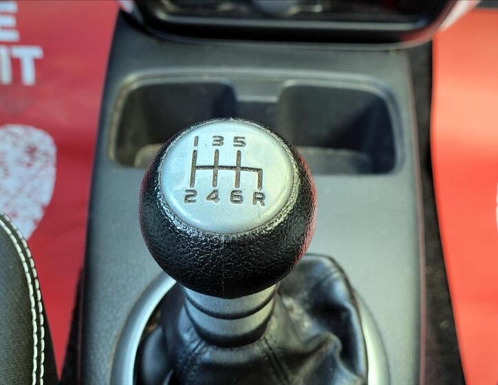 Suzuki SX4 30