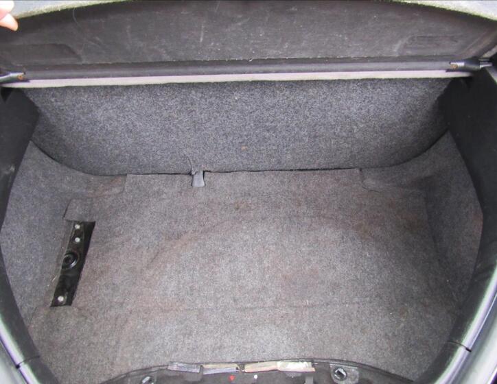 Volkswagen New Beetle 23