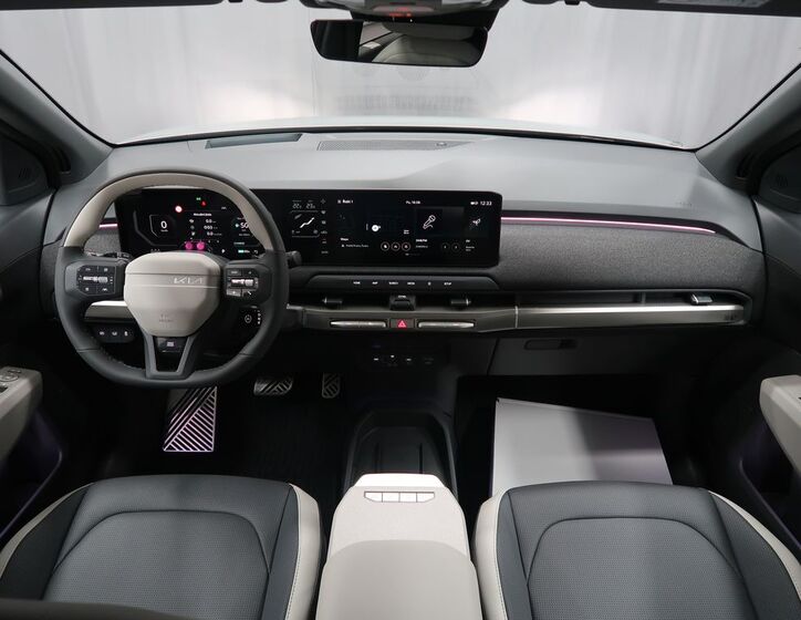 KIA EV3 12
