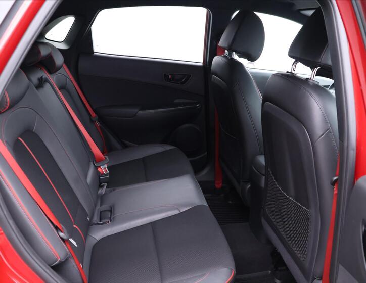 Hyundai Kona 14