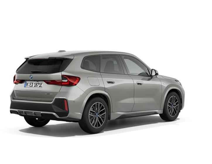 BMW iX1 2