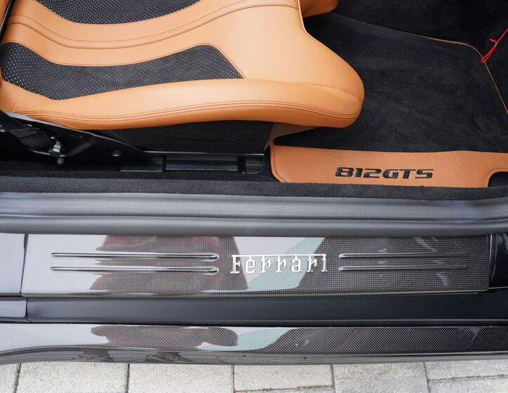 Ferrari 812 41