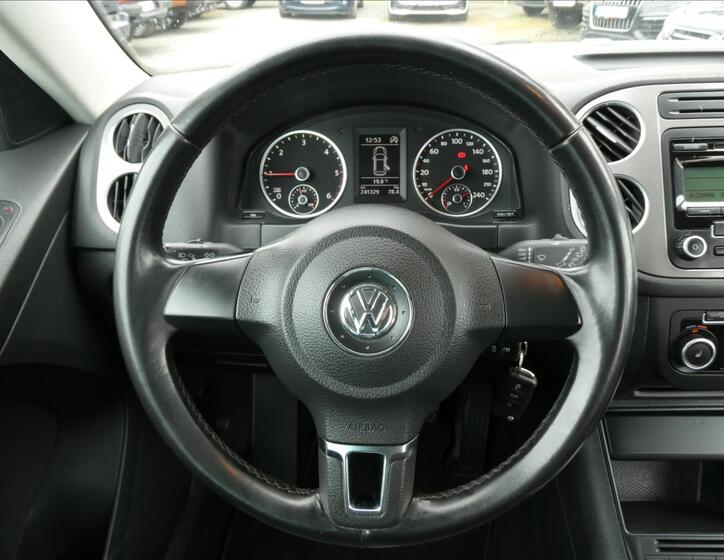 Volkswagen Tiguan 29