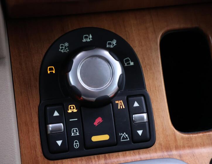 Land Rover Discovery 30