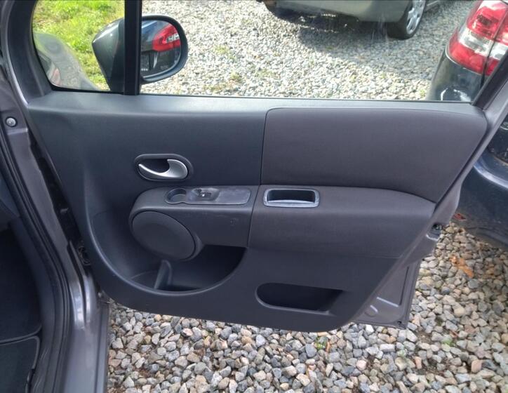 Renault Modus 18