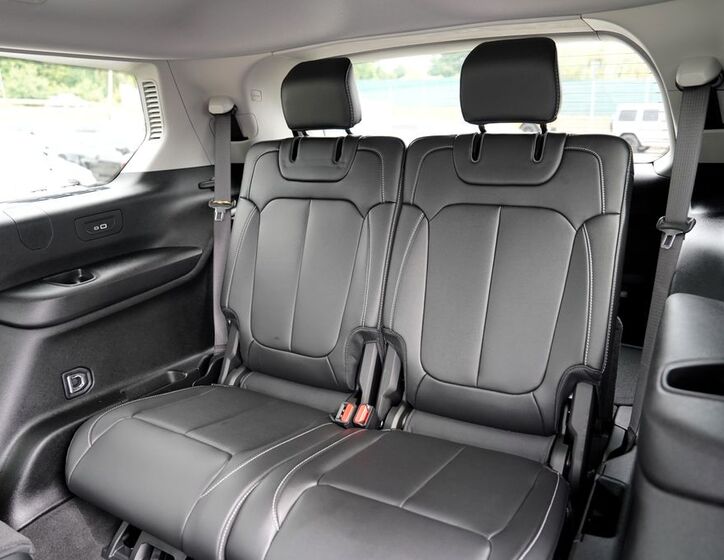 Jeep Grand Cherokee 36