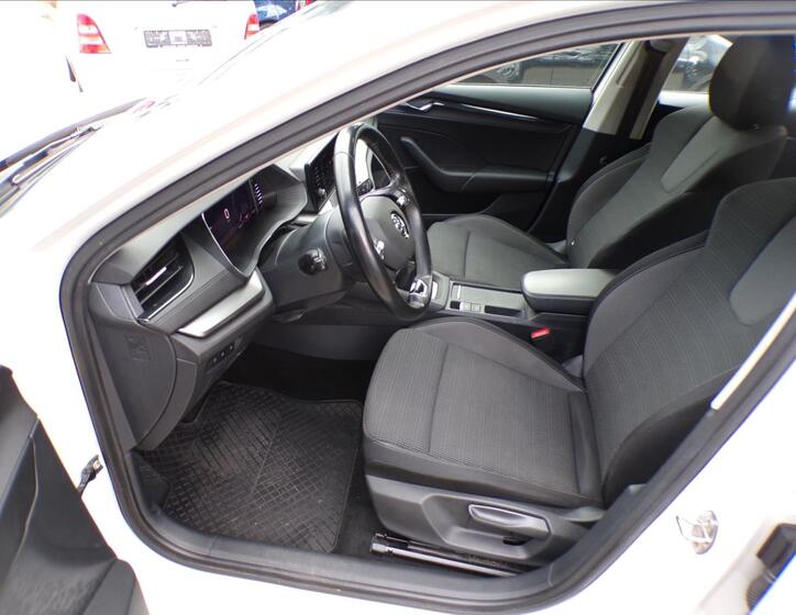 Škoda Octavia 19