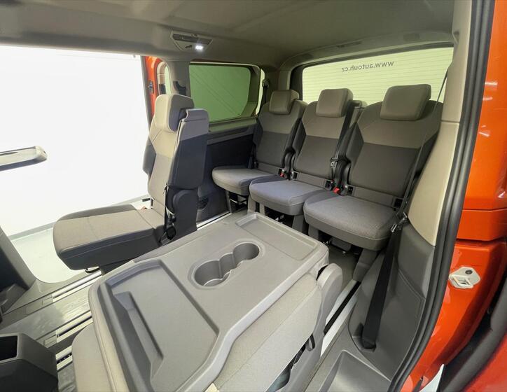 Volkswagen Multivan 19