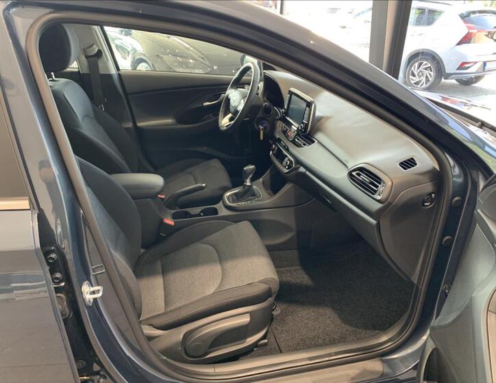 Hyundai i30 39