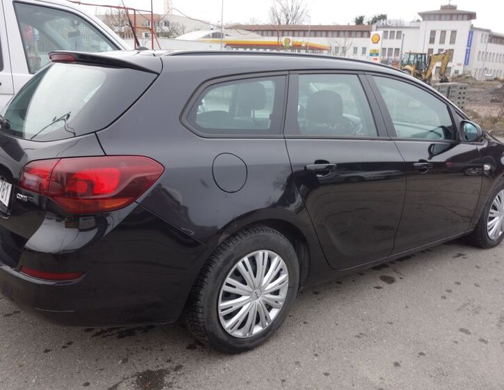 Opel Astra 11