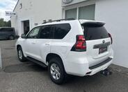 Toyota Land Cruiser 7