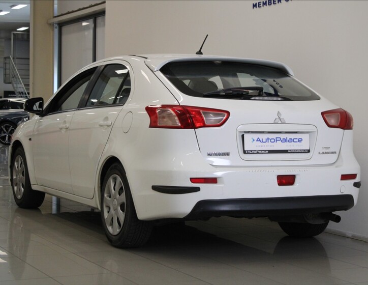 Mitsubishi Lancer 3