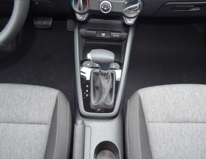 KIA Stonic 7
