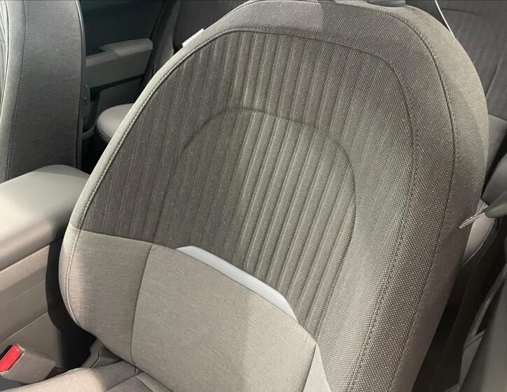 KIA EV3 15