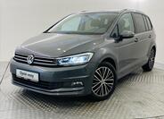 Volkswagen Touran 1