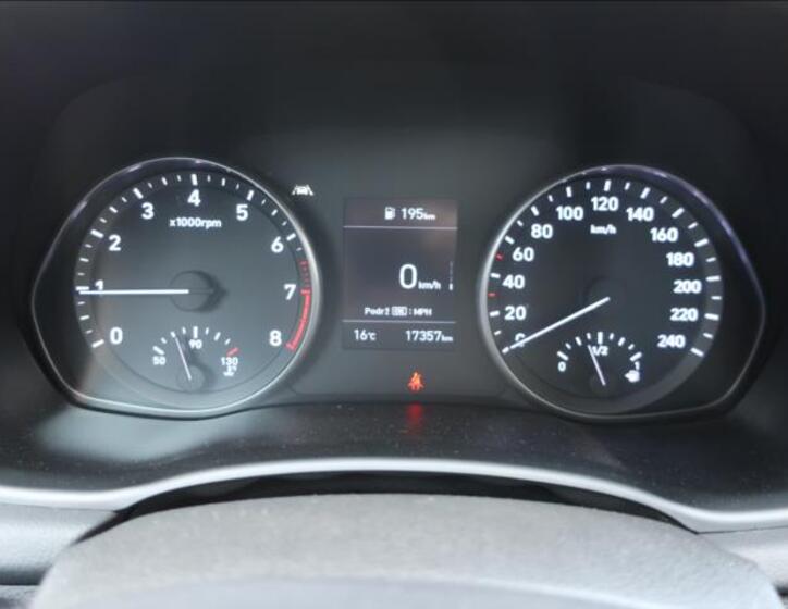 Hyundai i30 17