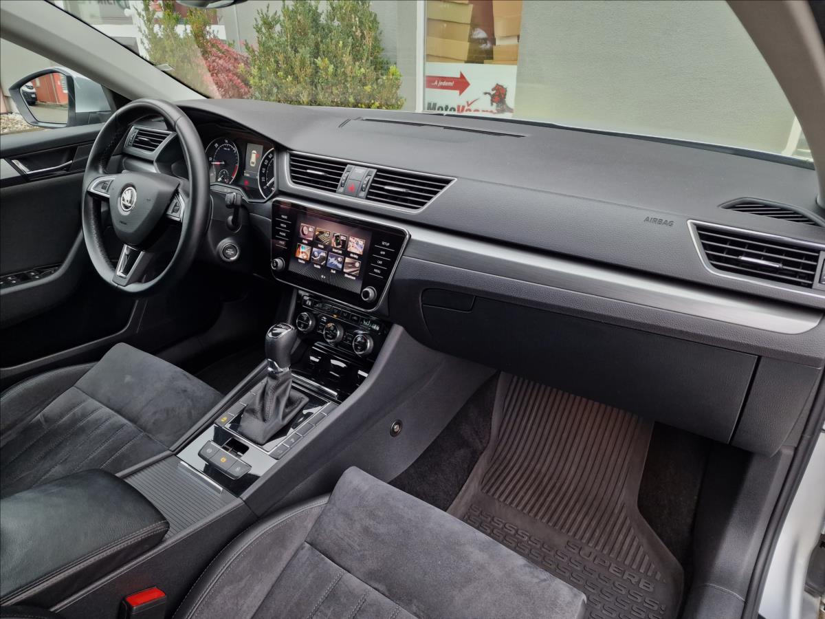 Škoda Superb