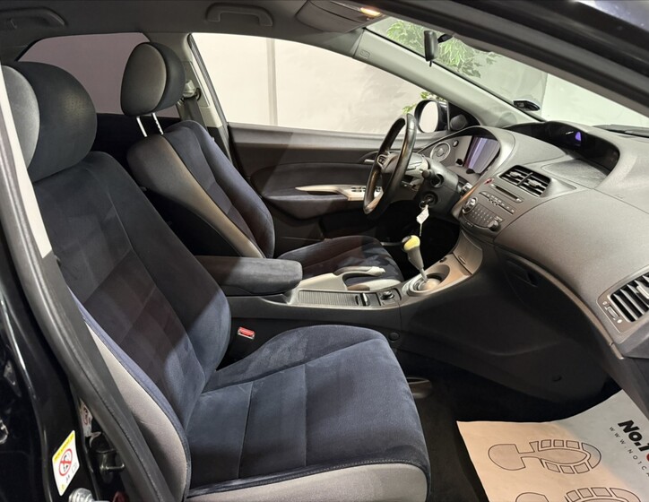 Honda Civic 23