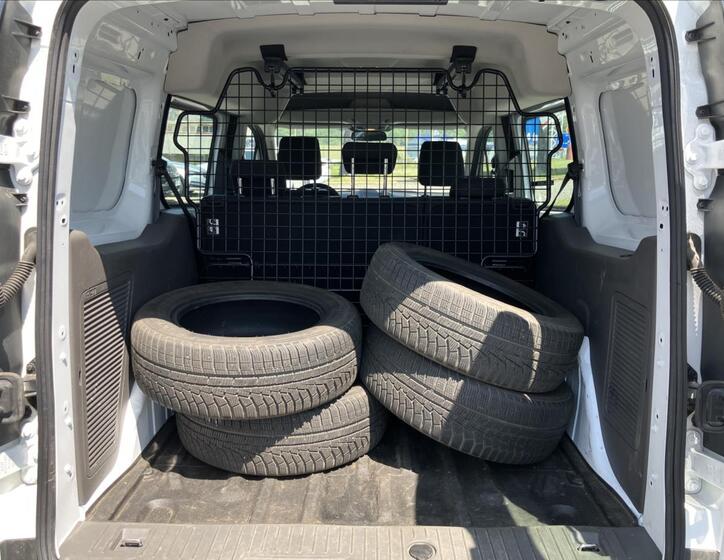 Ford Transit Connect 14