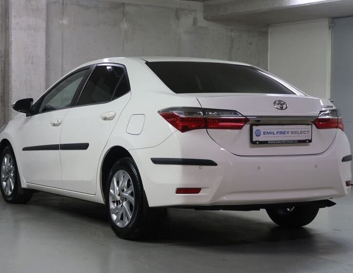 Toyota Corolla 7