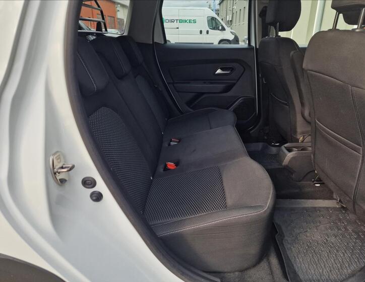 Dacia Duster 14