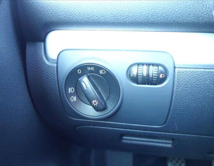 Volkswagen Golf 36